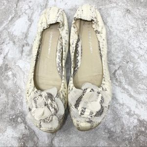 Lisa for donald j pliner snakeskin flats Sz 9